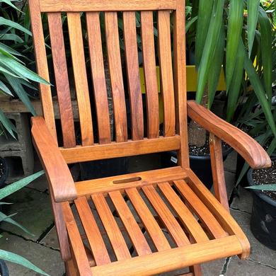 Chaise como teinte avec appui-bras - 499$